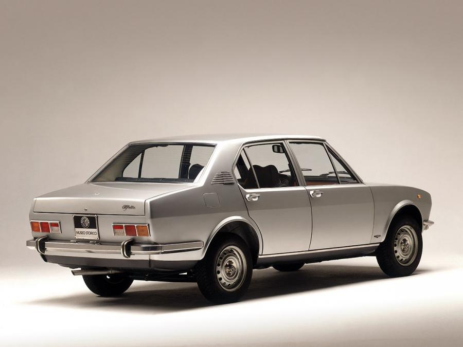  Alfa Romeo Alfetta (116) 1972 года  (фото 2 из 38)